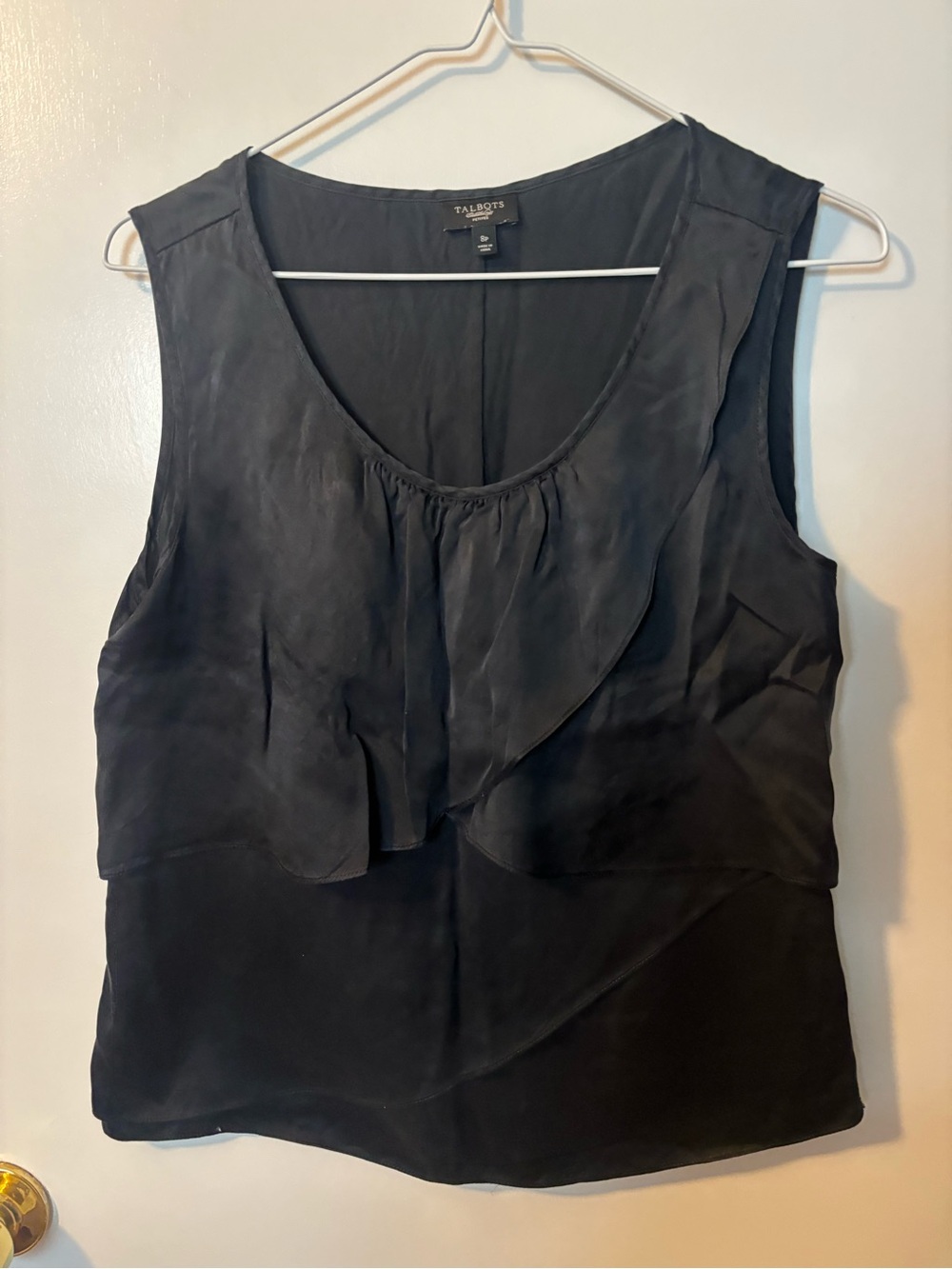 100% Silk Quiet Luxury Feminine Flirty Talbots Sleeveless Ruffle Size 8P